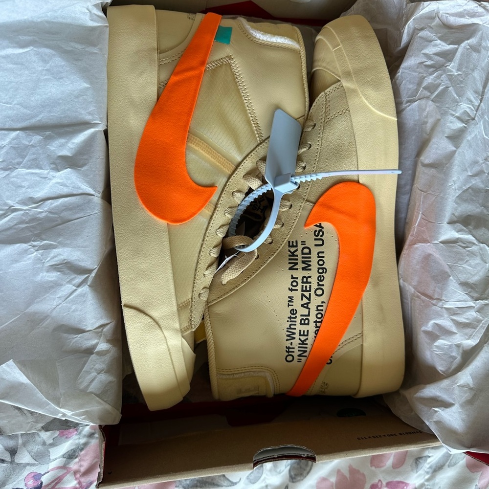 Size 9.5 - Nike Off-White x Blazer Mid All Hallows Eve